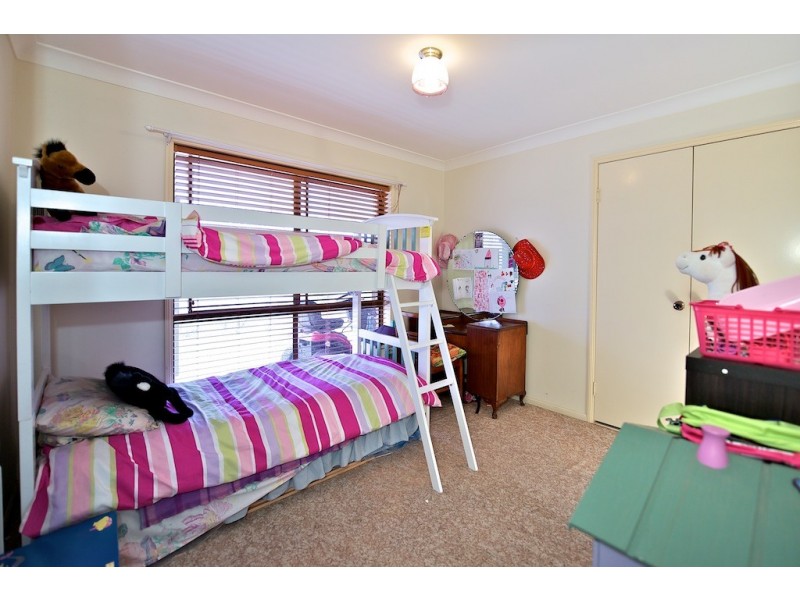 75 Farrell Road, Pine Mountain QLD 4306