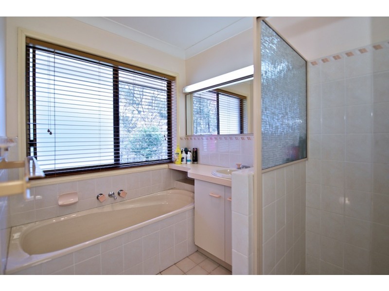 75 Farrell Road, Pine Mountain QLD 4306