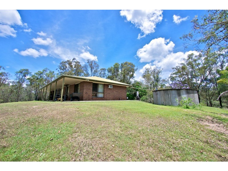 75 Farrell Road, Pine Mountain QLD 4306