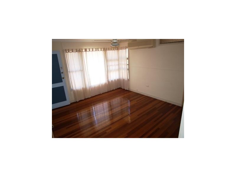 55 Avon Street, Leichhardt QLD 4305