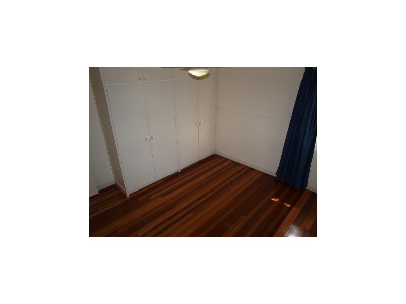 55 Avon Street, Leichhardt QLD 4305