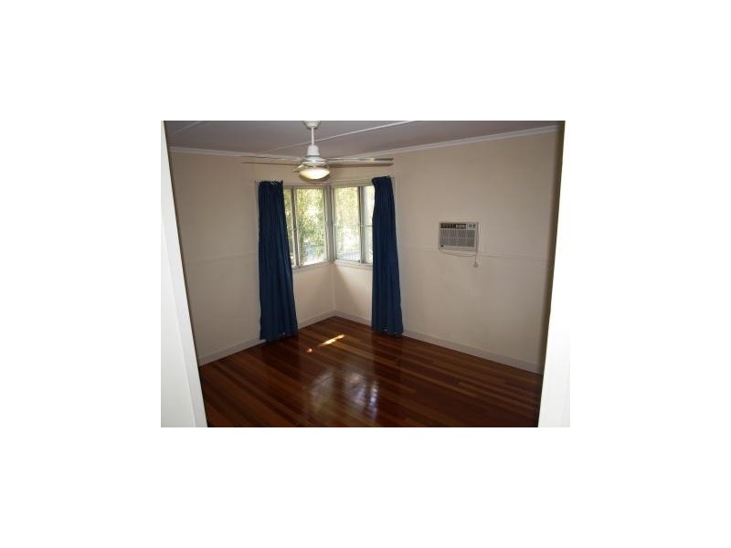 55 Avon Street, Leichhardt QLD 4305