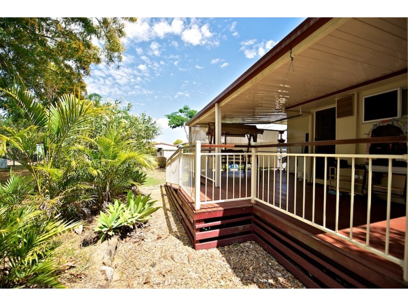 10 Pryde St, Lowood QLD 4311