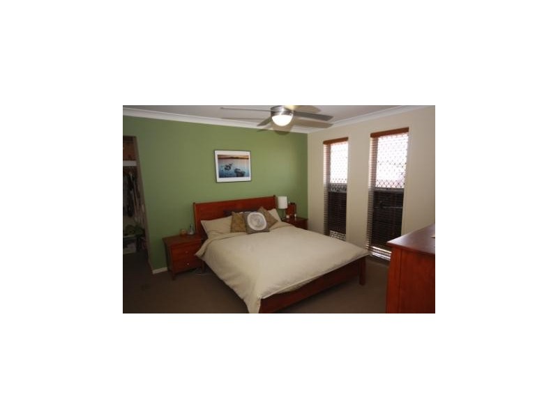 18 Willowood Place, Fernvale QLD 4306