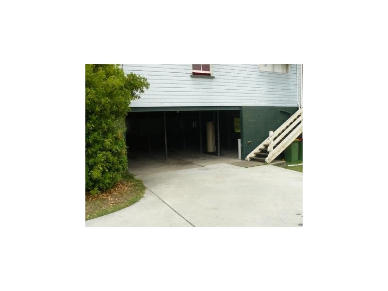 2 Elizabeth Street, Bundamba QLD 4304