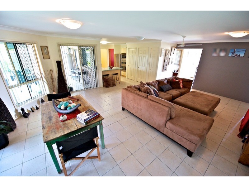 21 Macadamia Drive, Lowood QLD 4311