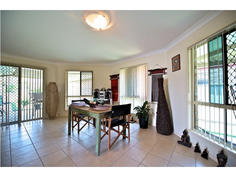 21 Macadamia Drive, Lowood QLD 4311