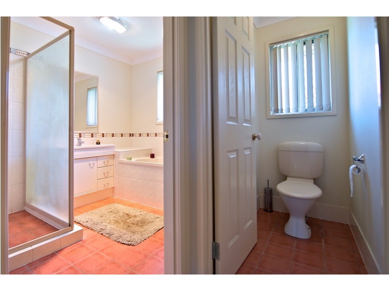 21 Macadamia Drive, Lowood QLD 4311