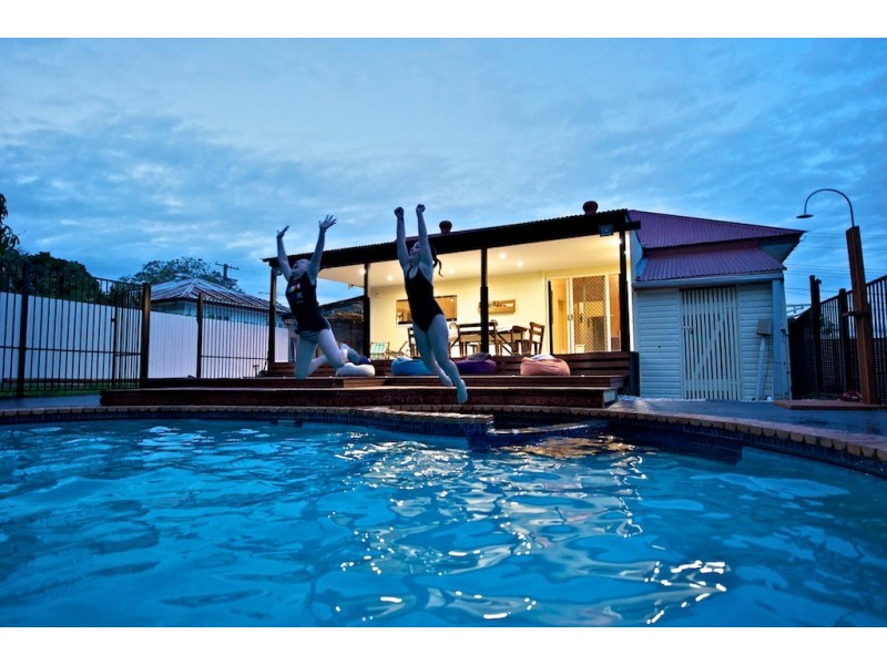 3 Gledson Street, North Booval QLD 4304