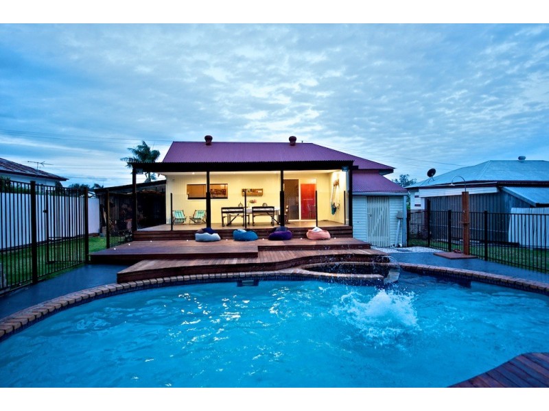 3 Gledson Street, North Booval QLD 4304