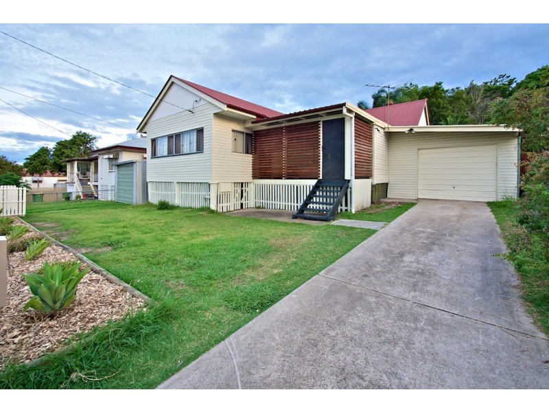 3 Gledson Street, North Booval QLD 4304