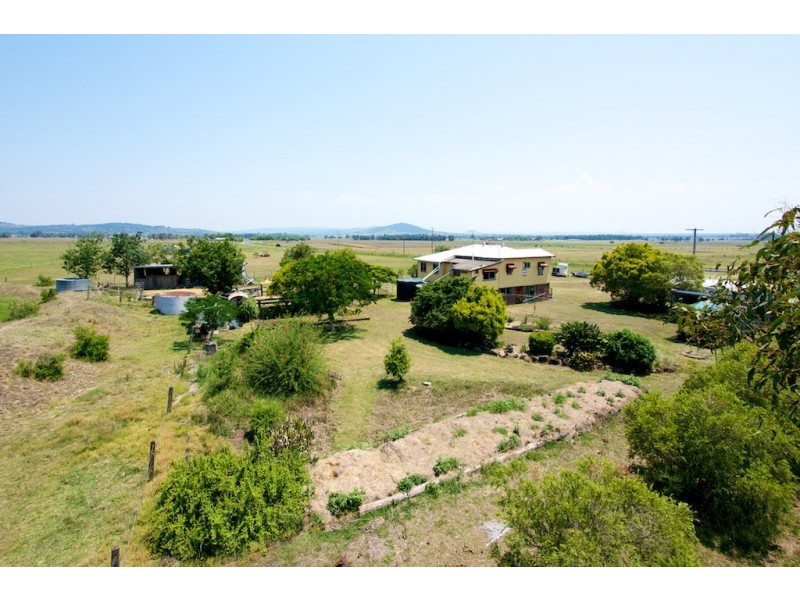 289 Lowood Minden Rd, Tarampa QLD 4311