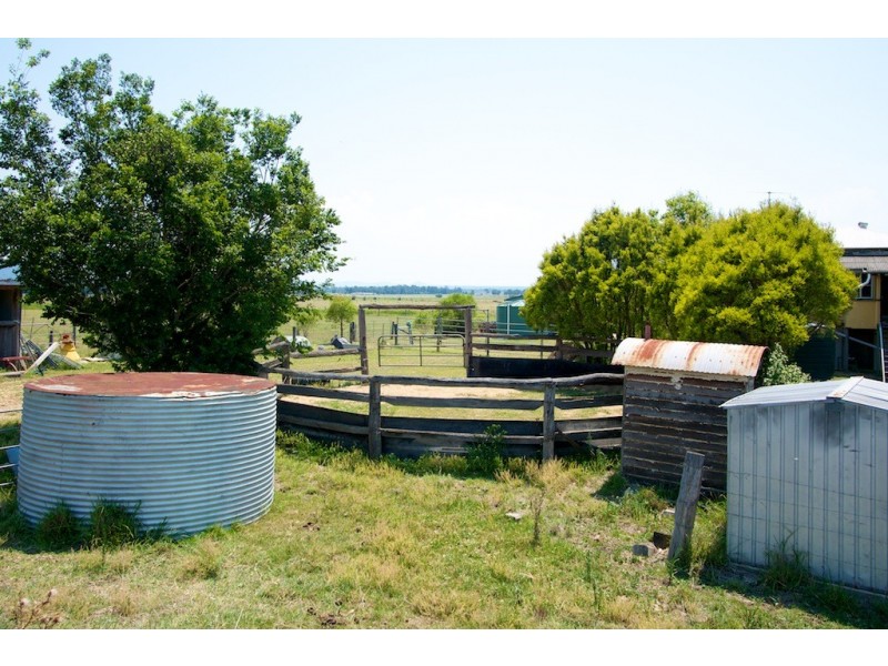 289 Lowood Minden Rd, Tarampa QLD 4311