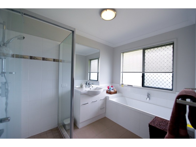 87 Titmarsh Cct, Fernvale QLD 4306