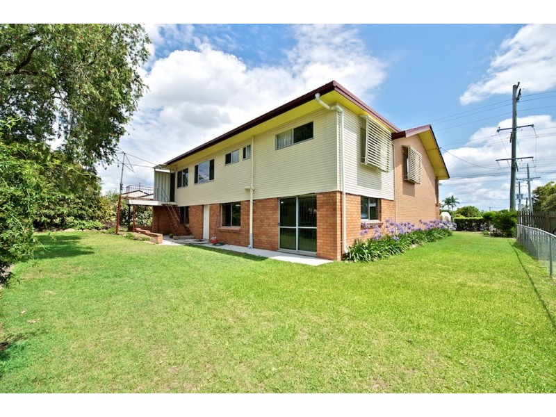 91 Robertson Road, Raceview QLD 4305