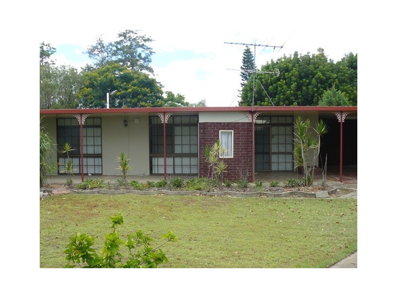 26 Powells Rd, Yamanto QLD 4305