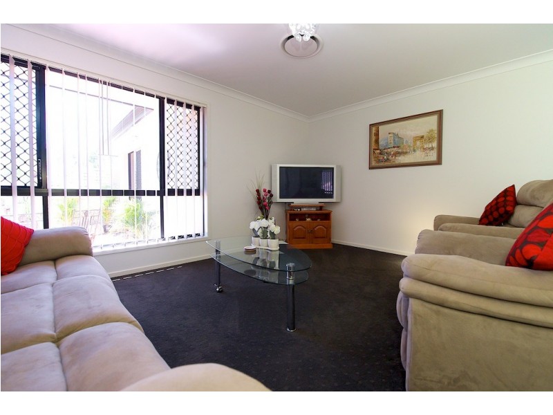 2 Noblewood Cr, Fernvale QLD 4306