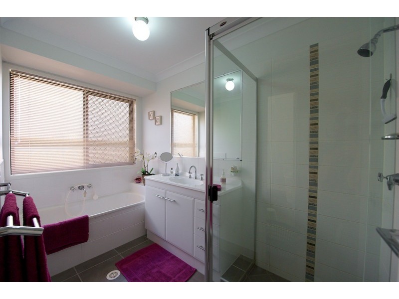 2 Noblewood Cr, Fernvale QLD 4306