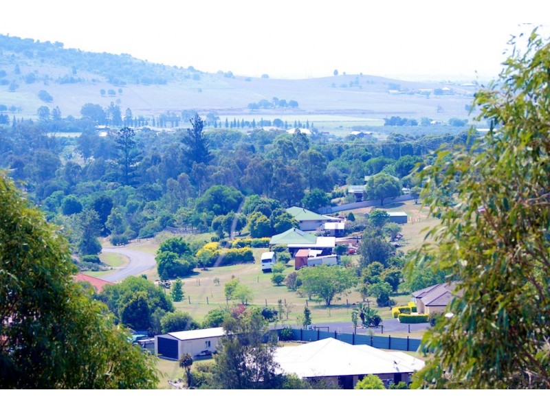 225 Zabels Rd North, Minden QLD 4311