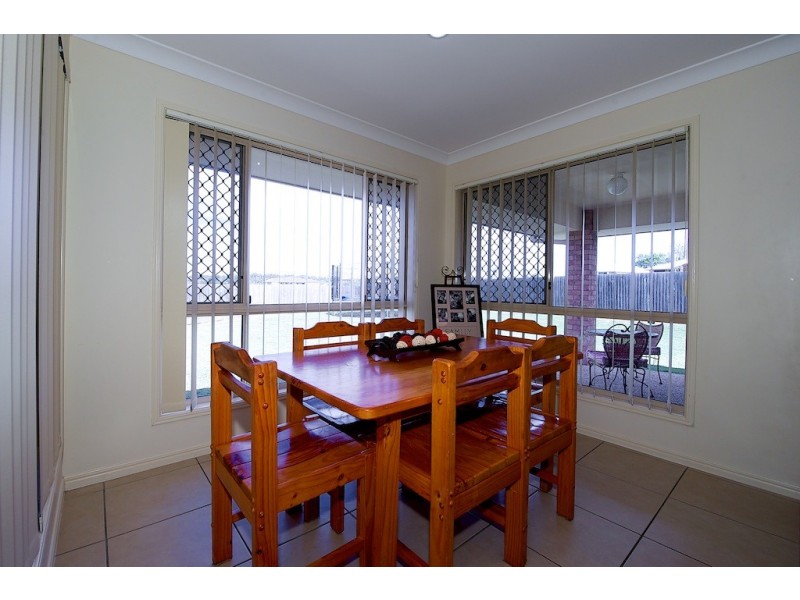 10 Jared Circuit, Yamanto QLD 4305