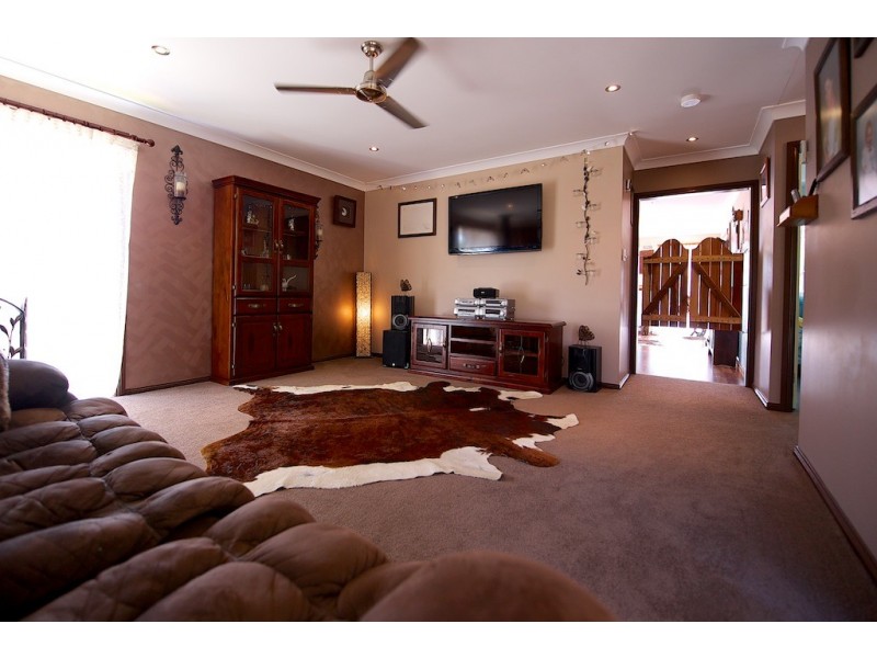 10 Bliesner Ct, Minden QLD 4311