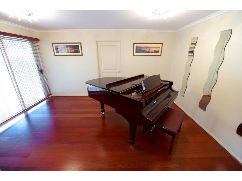 76 Titmarsh Cct, Fernvale QLD 4306