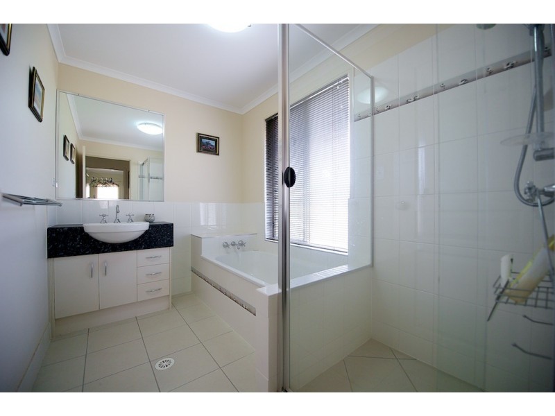 76 Titmarsh Cct, Fernvale QLD 4306