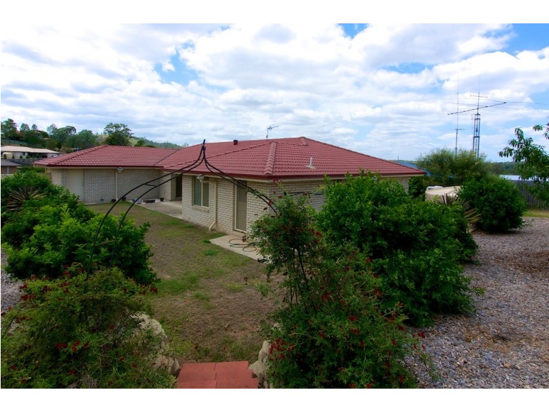 76 Titmarsh Cct, Fernvale QLD 4306