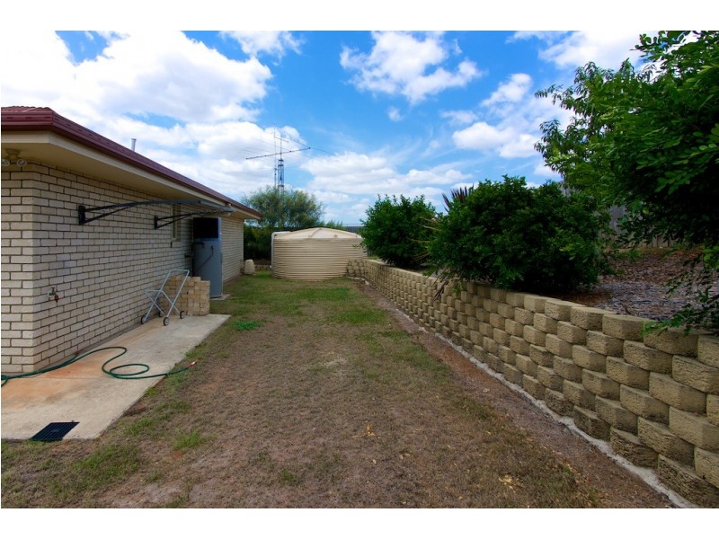 76 Titmarsh Cct, Fernvale QLD 4306