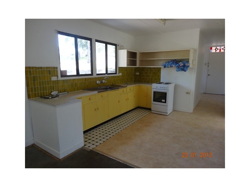 21 Macdonald Road, Wivenhoe Pocket QLD 4306