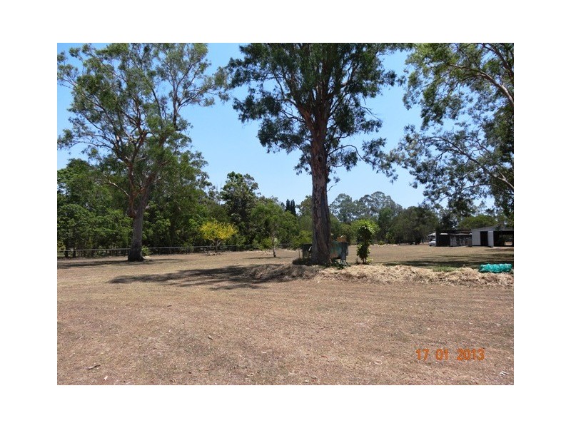 5 Henderson Street, Redbank QLD 4301