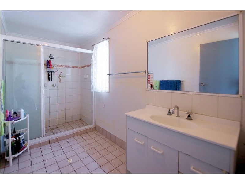 14 Zischkes rd, Coominya QLD 4311