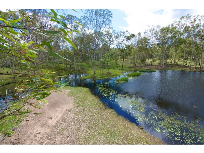 14 Zischkes rd, Coominya QLD 4311