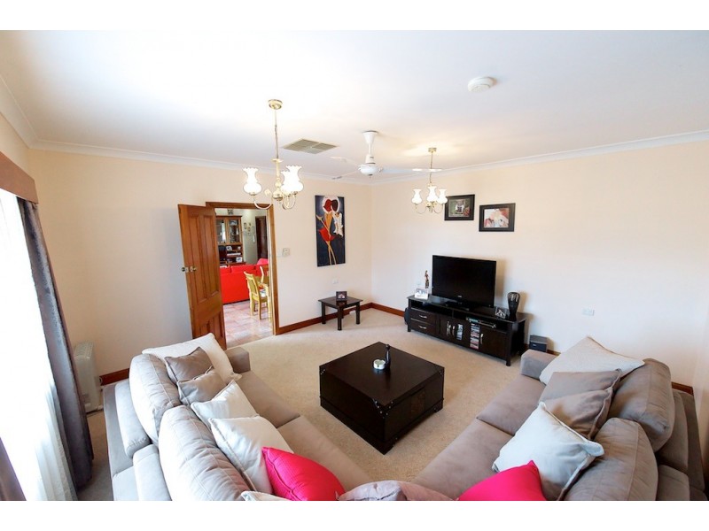 7 Dumke St, Lowood QLD 4311