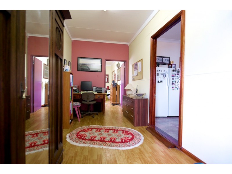 7 Dumke St, Lowood QLD 4311