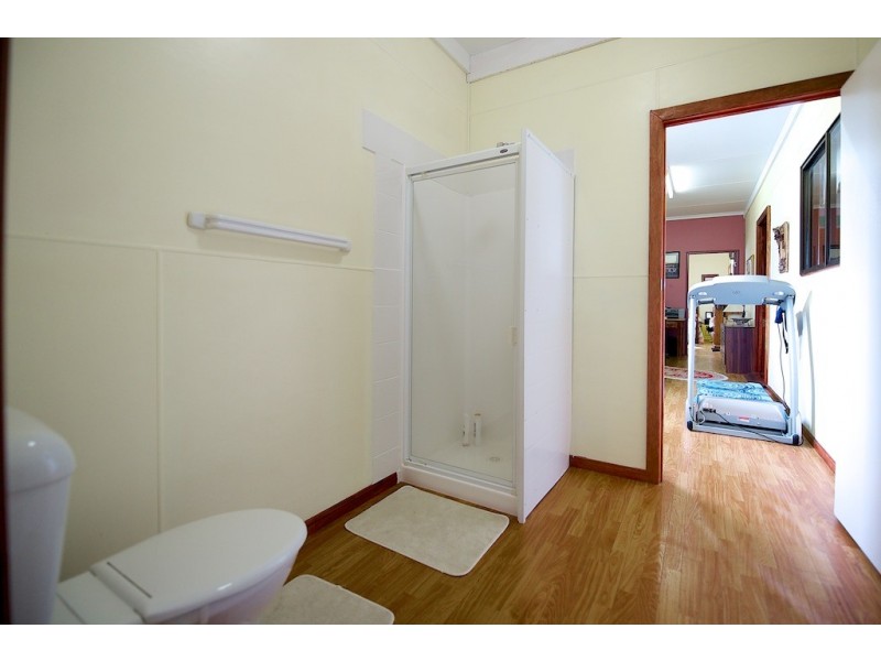 7 Dumke St, Lowood QLD 4311