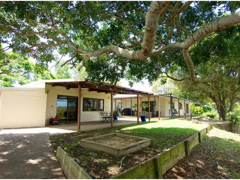 494 Fernvale Rd, Glamorgan Vale QLD 4306