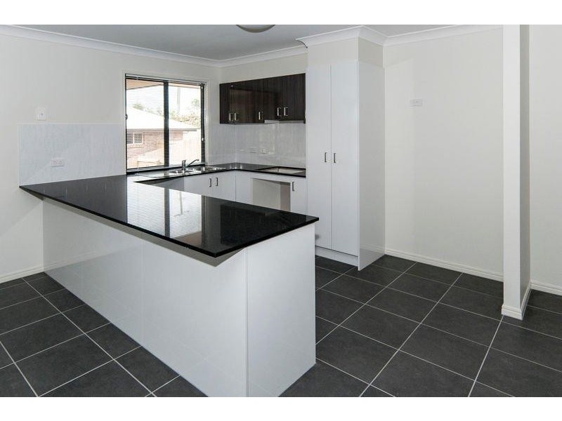 31 Friendship Pl, Brassall QLD 4305