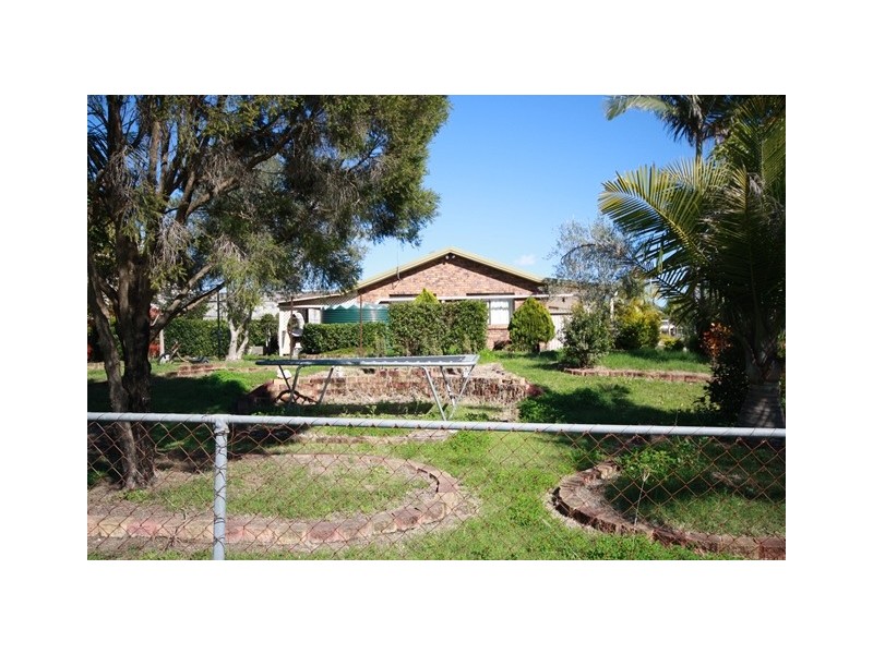 10 Banks Creek Road, Fernvale QLD 4306