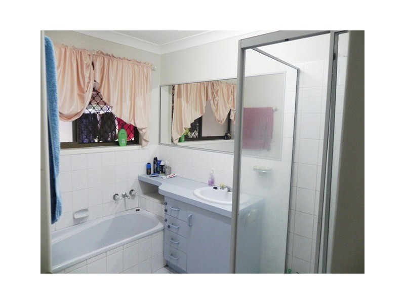 10 Banks Creek Road, Fernvale QLD 4306