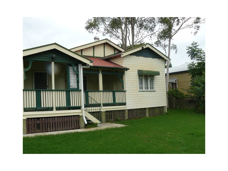 24 Don Street, Lowood QLD 4311