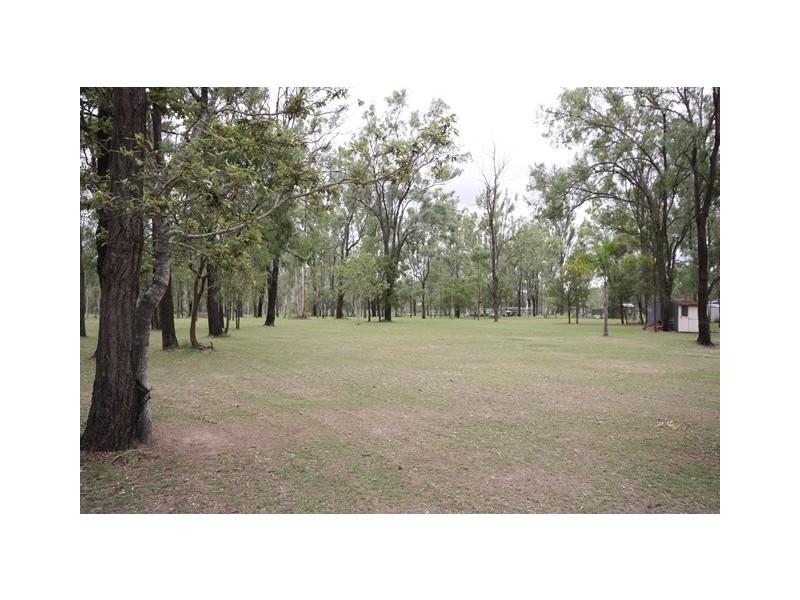 12 Oak St, Brightview QLD 4311