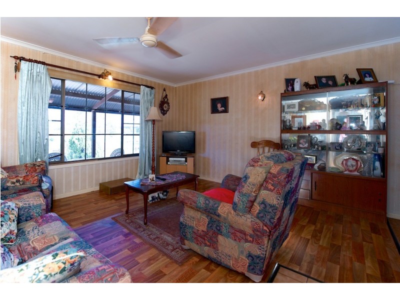 76 Mockers Road, Fairney View QLD 4306