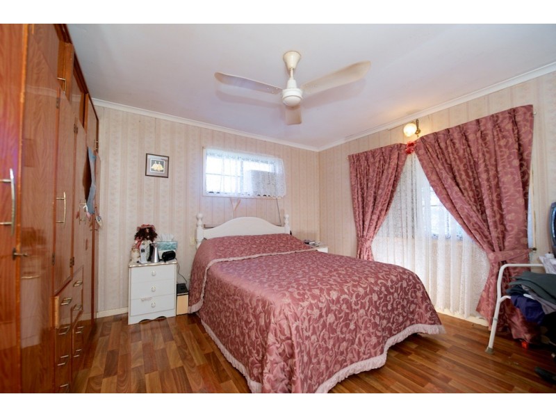 76 Mockers Road, Fairney View QLD 4306