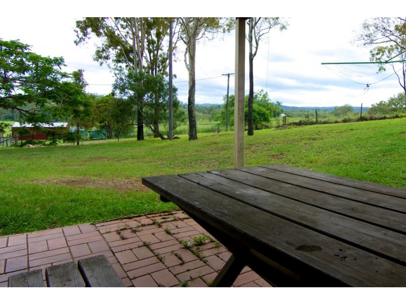 76 Mockers Road, Fairney View QLD 4306