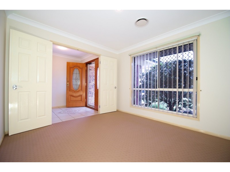 24 Chestnut Drive, Flinders View QLD 4305