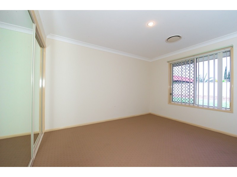 24 Chestnut Drive, Flinders View QLD 4305