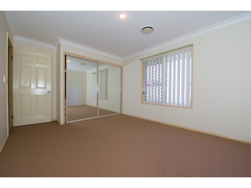 24 Chestnut Drive, Flinders View QLD 4305