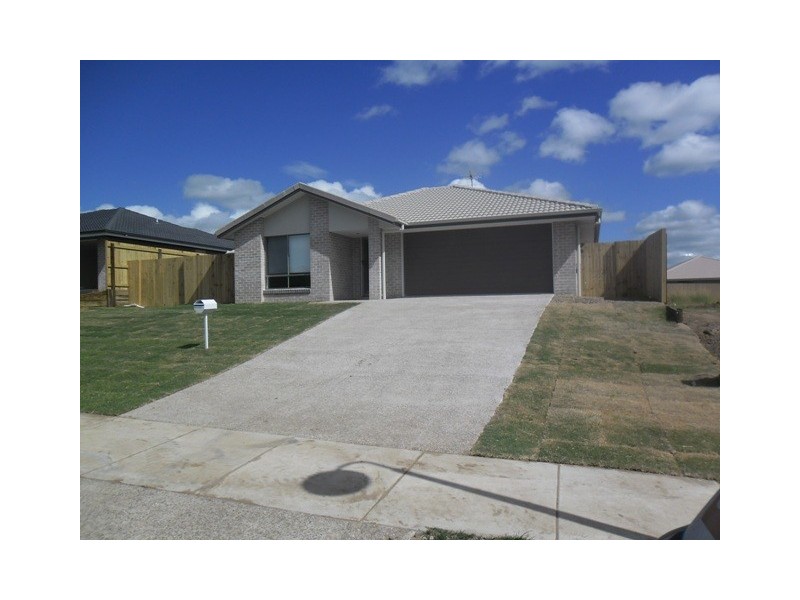 22 Peregrine Drive, Lowood QLD 4311