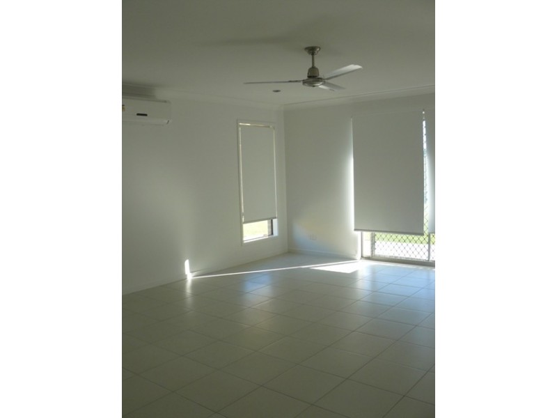 22 Peregrine Drive, Lowood QLD 4311